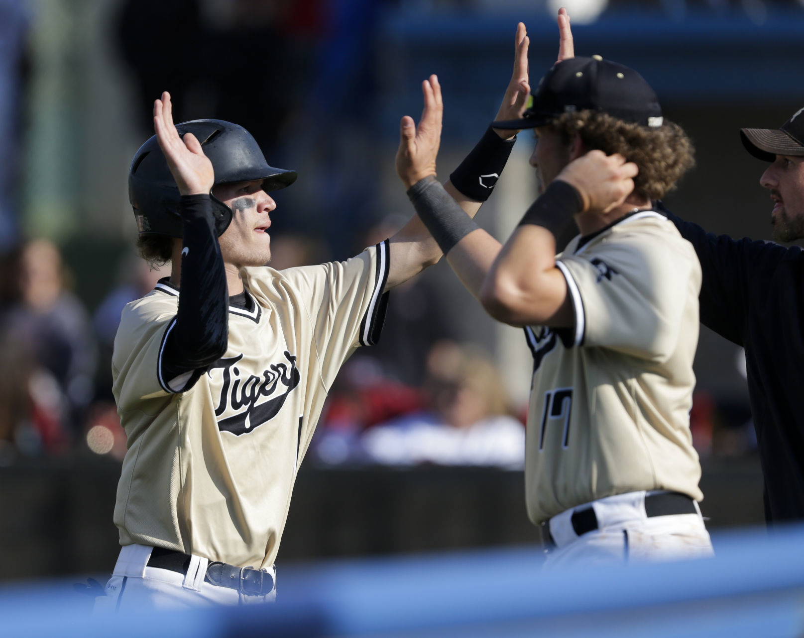 6A baseball